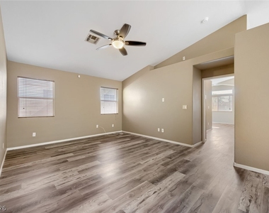 5900 Round Castle Street - Photo Thumbnail 10