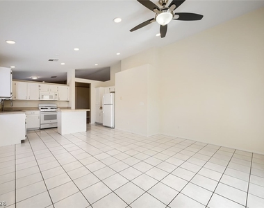 5900 Round Castle Street - Photo Thumbnail 4
