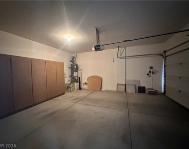 5937 Gordon Creek Avenue - Photo Thumbnail 13