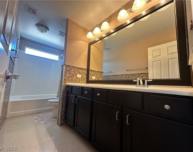 5937 Gordon Creek Avenue - Photo Thumbnail 32