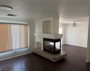 10200 Moth Orchid Court - Photo Thumbnail 5