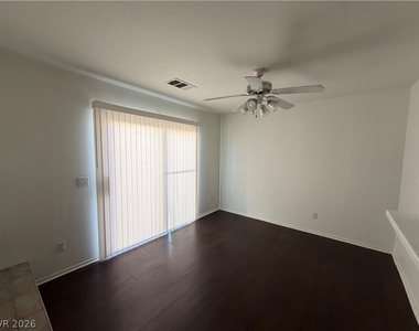 10200 Moth Orchid Court - Photo Thumbnail 13