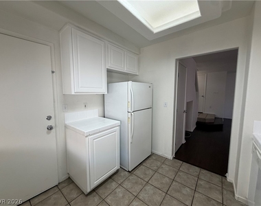 10200 Moth Orchid Court - Photo Thumbnail 21