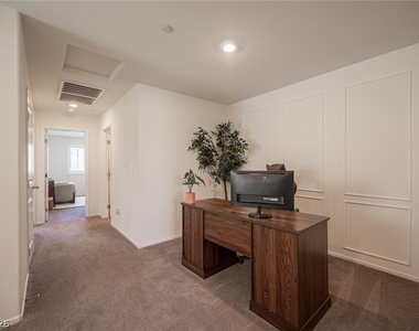 530 Gloster Avenue - Photo Thumbnail 13