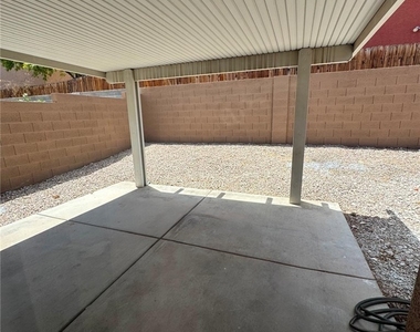 4339 Coyote Crest Court - Photo Thumbnail 12
