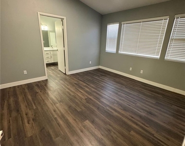 4339 Coyote Crest Court - Photo Thumbnail 8