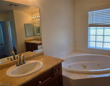 10593 Hinesville Court - Photo Thumbnail 17