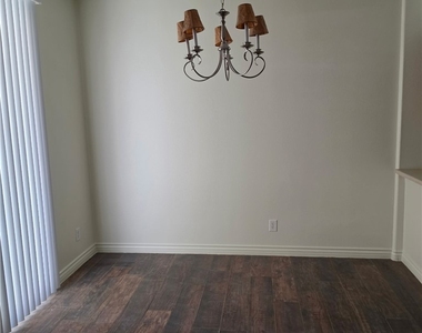10593 Hinesville Court - Photo Thumbnail 7