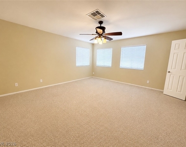 3341 Salmon Creek Drive - Photo Thumbnail 7