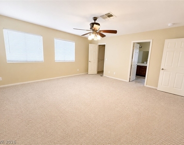 3341 Salmon Creek Drive - Photo Thumbnail 8