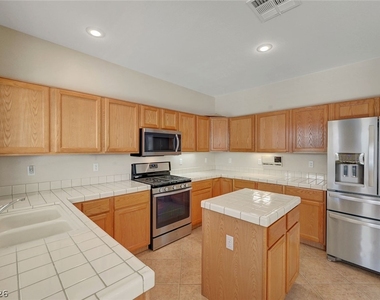 2525 Huber Heights Drive - Photo Thumbnail 23