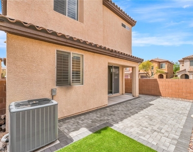 7616 Perla Del Mar Avenue - Photo Thumbnail 19
