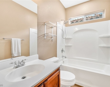 7616 Perla Del Mar Avenue - Photo Thumbnail 15
