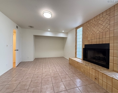 7227 Limestone Road - Photo Thumbnail 12