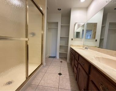 7227 Limestone Road - Photo Thumbnail 18