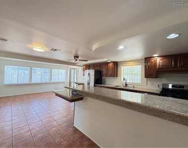 7227 Limestone Road - Photo Thumbnail 5