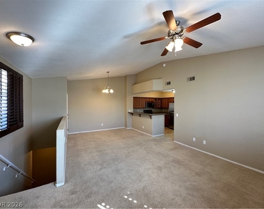 1621 Queen Victoria Street - Photo Thumbnail 5