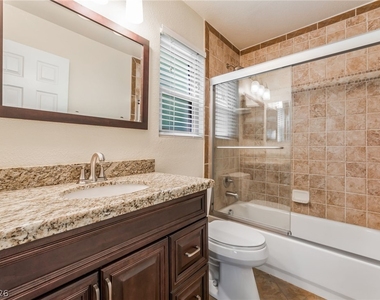 3637 Rainy River Road - Photo Thumbnail 22
