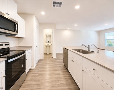 3730 Celesta Vista Avenue - Photo Thumbnail 10