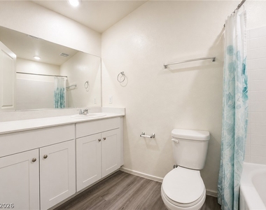 3730 Celesta Vista Avenue - Photo Thumbnail 20