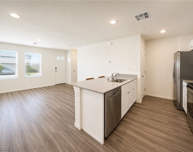 3730 Celesta Vista Avenue - Photo Thumbnail 8
