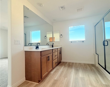 10288 Restless River Street - Photo Thumbnail 13