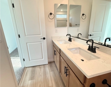 10288 Restless River Street - Photo Thumbnail 16