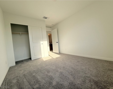 10288 Restless River Street - Photo Thumbnail 9