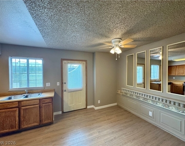 7048 Burcot Avenue - Photo Thumbnail 7