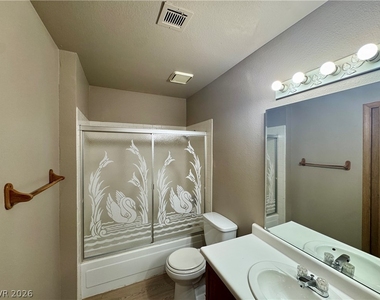 7048 Burcot Avenue - Photo Thumbnail 16
