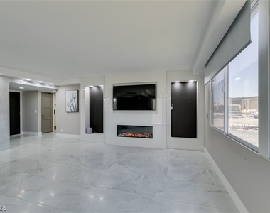 205 E Harmon Avenue - Photo Thumbnail 6