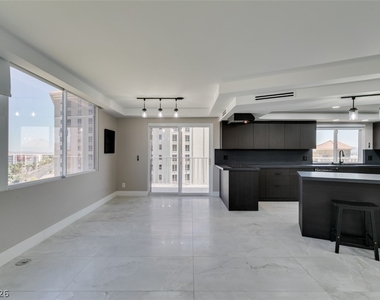 205 E Harmon Avenue - Photo Thumbnail 11