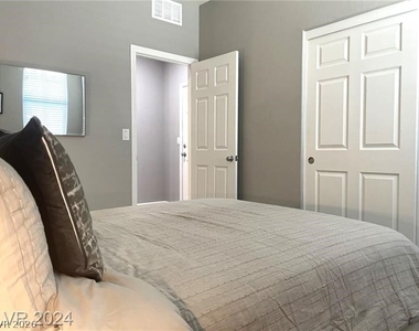 2828 Aragon Terrace Way - Photo Thumbnail 27
