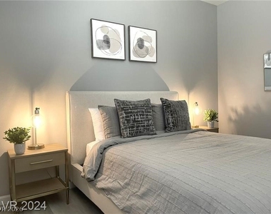 2828 Aragon Terrace Way - Photo Thumbnail 26