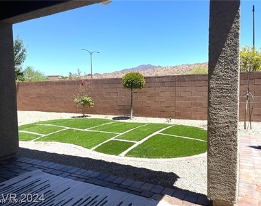 2828 Aragon Terrace Way - Photo Thumbnail 31