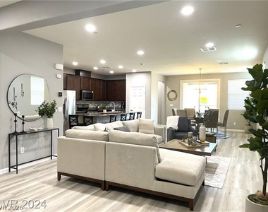 2828 Aragon Terrace Way - Photo Thumbnail 1