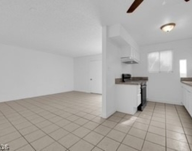 1308 N 22nd Street - Photo Thumbnail 5