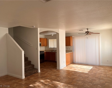 3391 Sparrow Heights Avenue - Photo Thumbnail 3