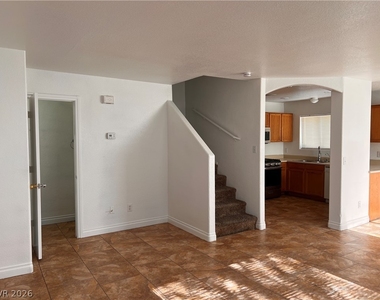 3391 Sparrow Heights Avenue - Photo Thumbnail 4