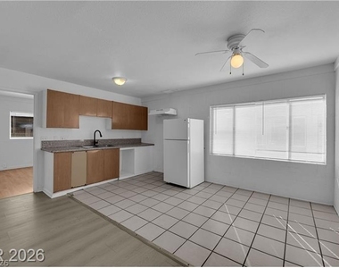 2908 Poplar Avenue - Photo Thumbnail 6