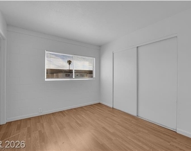 2908 Poplar Avenue - Photo Thumbnail 4