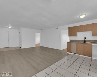 2908 Poplar Avenue - Photo Thumbnail 7