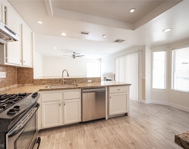 1416 Grey Hunter Drive - Photo Thumbnail 20