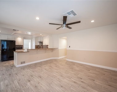 1416 Grey Hunter Drive - Photo Thumbnail 31