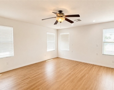 4727 High Anchor Street - Photo Thumbnail 15