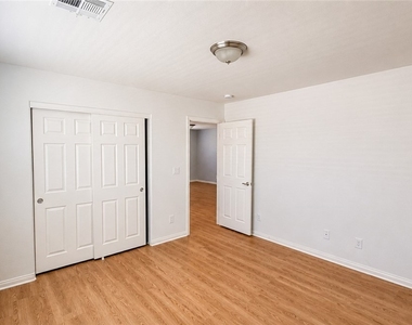 4727 High Anchor Street - Photo Thumbnail 18