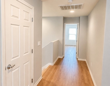 4727 High Anchor Street - Photo Thumbnail 10
