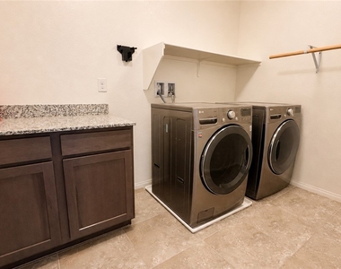 4727 High Anchor Street - Photo Thumbnail 14