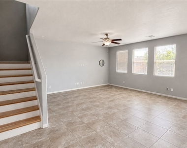 4727 High Anchor Street - Photo Thumbnail 2