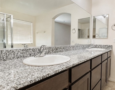 4727 High Anchor Street - Photo Thumbnail 12